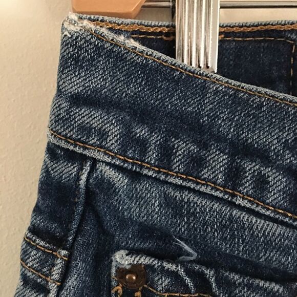 Vintage Levi’s 515 Bootcut Low-rise Blue Jeans - Picture 7 of 7